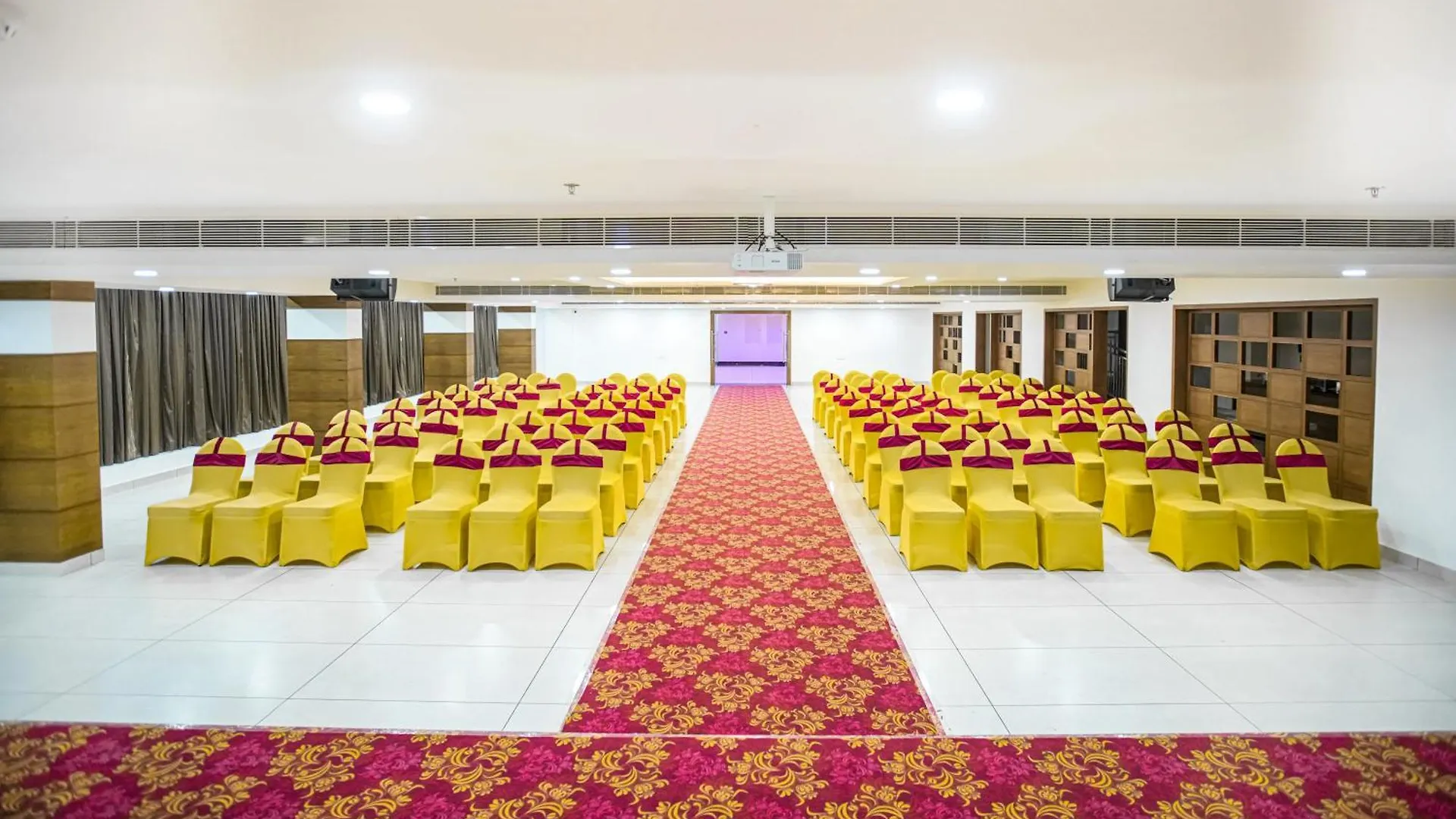 Kkm International Hotel Thiruvananthapuram